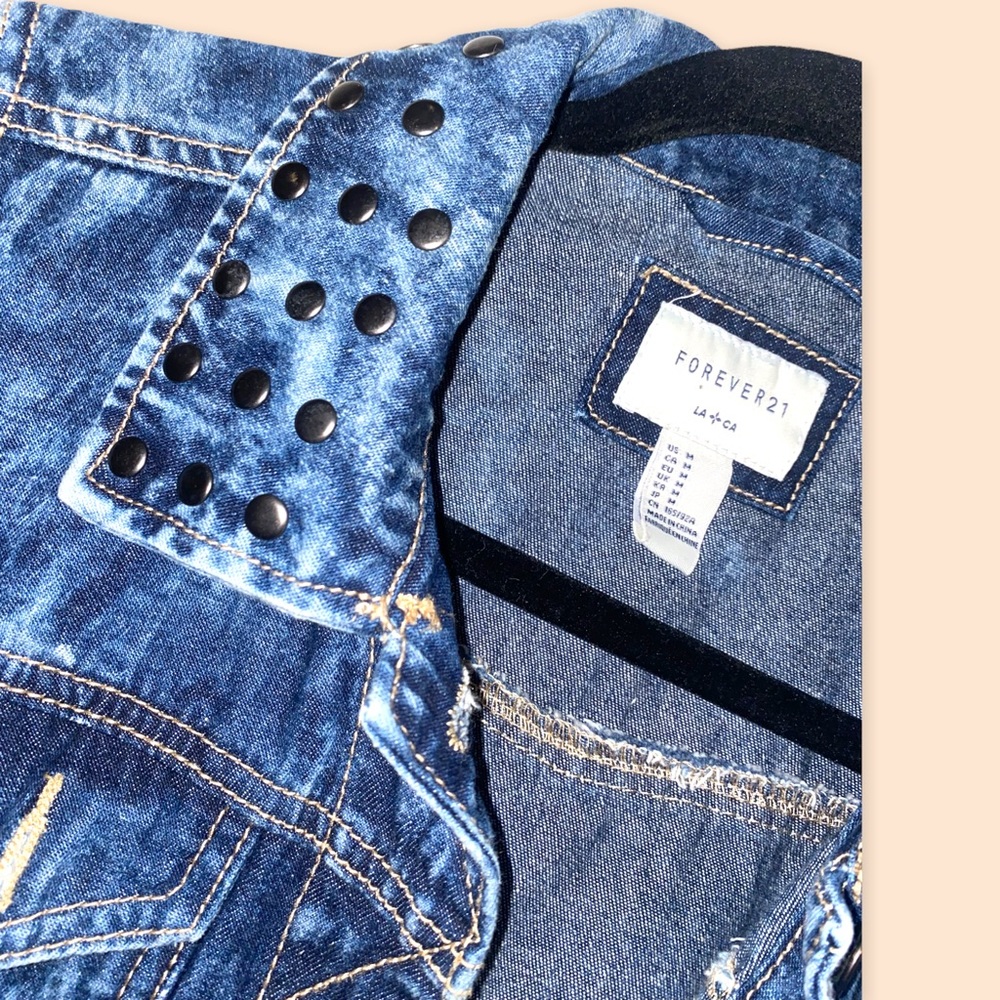 Denim Sleeveless Vest with Studs on Collar: Size Medium - Picture 2 of 3